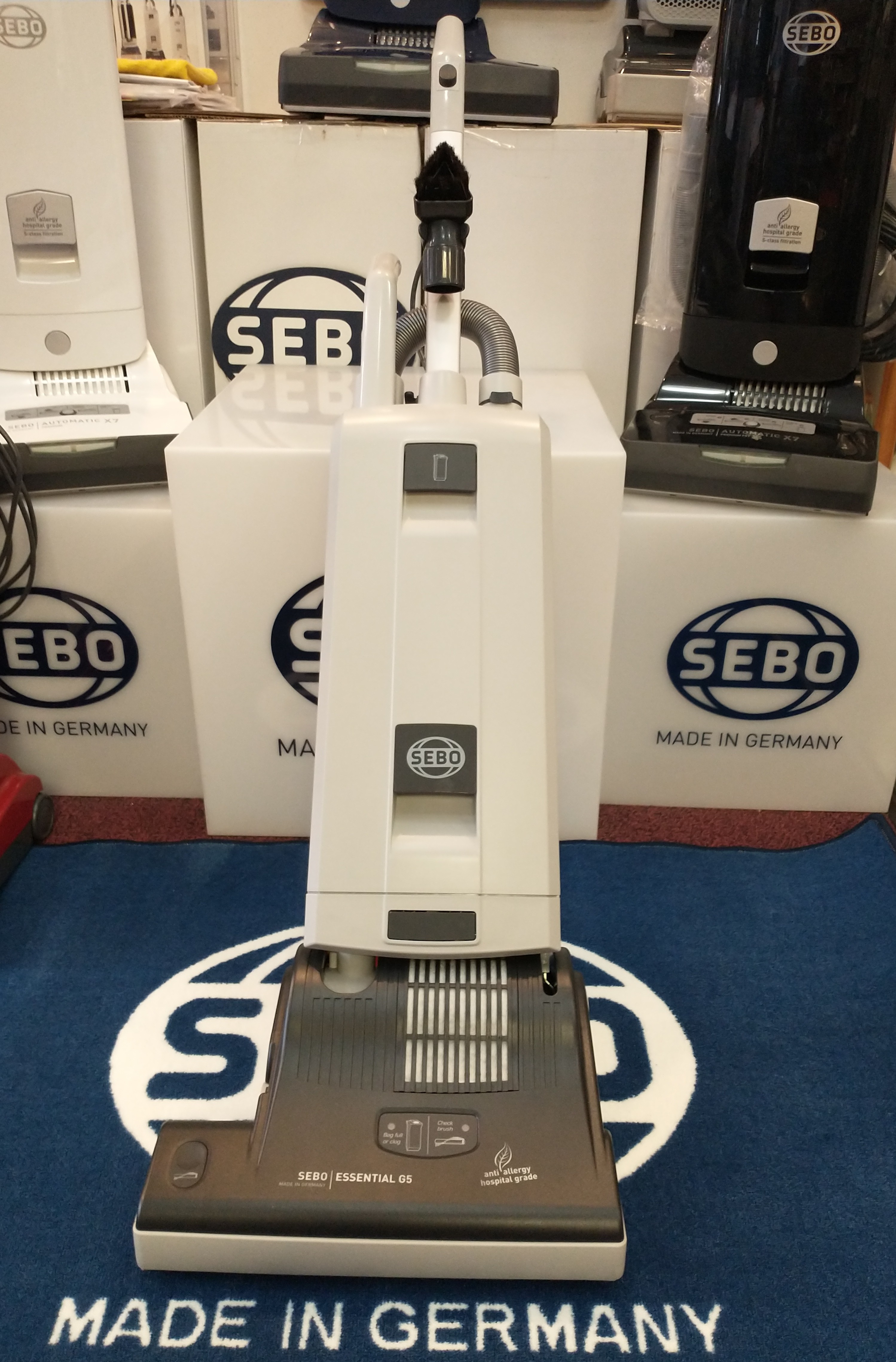 Sebo Essential G5 Vacuum 90407AM